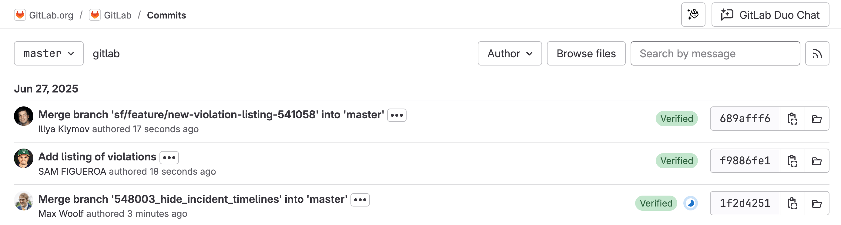 An example of a repository's commits list